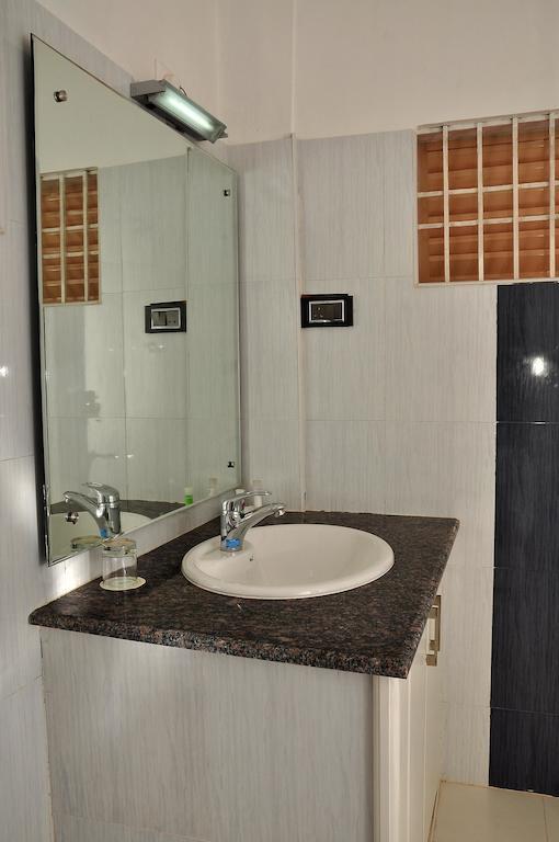 Holiday Hill Hotel & Suites Салтэн-Батери Номер фото